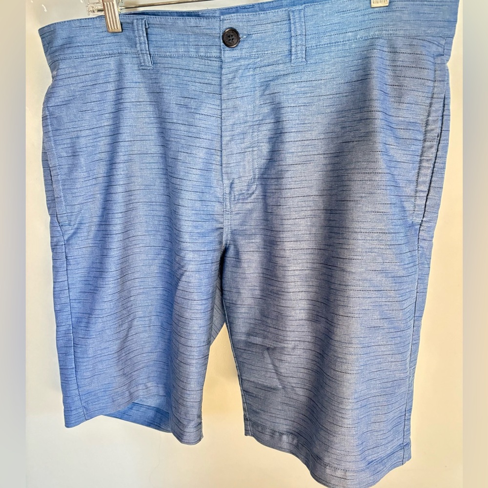Travis Mathew men’s golf shorts.